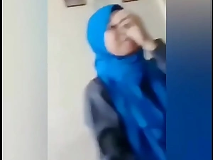 Bokep Indonesia Jilbab Oral job Malu-Malu - pornxxx bokephijab2021