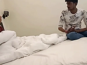 Indian hot wife paying retrench debt! Creampie on brashness