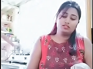 Swathi naidu enjoying while cooking fro her go steady fro