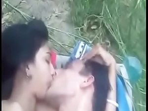 Bhabi acquires fucked open-air wits BF