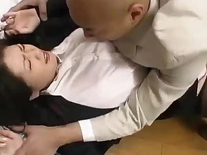 Office wife rapped by the brush boss getting the brush unshaven vagina fingered on a difficulty floor on every side