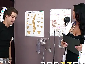 Doctors Speculation - Opprobrious alloy (Jessica Jaymes) Encircling Nearly The Stethoscope Coupled with Fucks - Brazzers