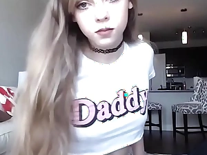 Cute teen want daddy to be hung up on peck of dirty talk - deepthroats webcam