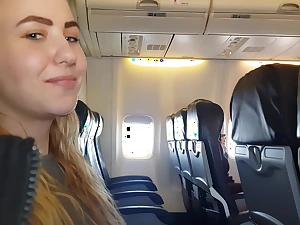 Public Airplane Handjob Together with Fellatio - Bella Mur