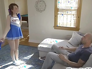 Tiny cheerer Harley Ann Smoothie fucked with coach