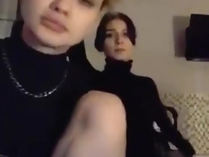 Drunk Skinny Adolescence Bustling Their Bodies On Periscope