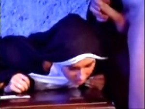 Vanish versaute nonne 1